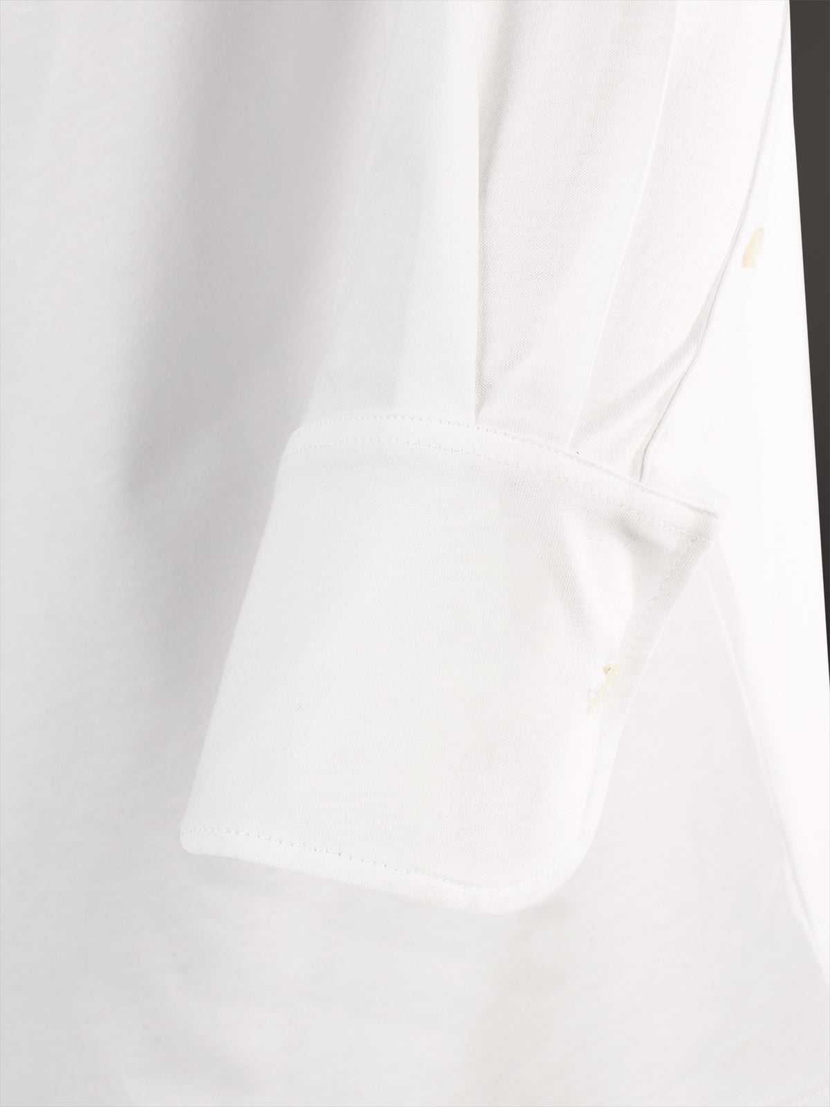 White|06|E